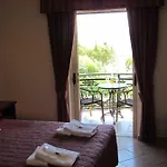 Hotell Porto Fico 2*