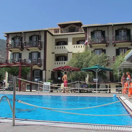 Porto Fico Otel 2*