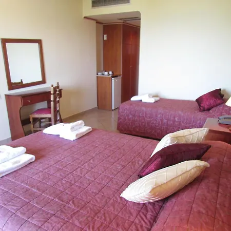 Hotel Porto Fico 2*
